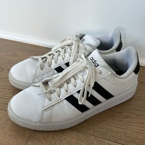 Like new men’s adidas